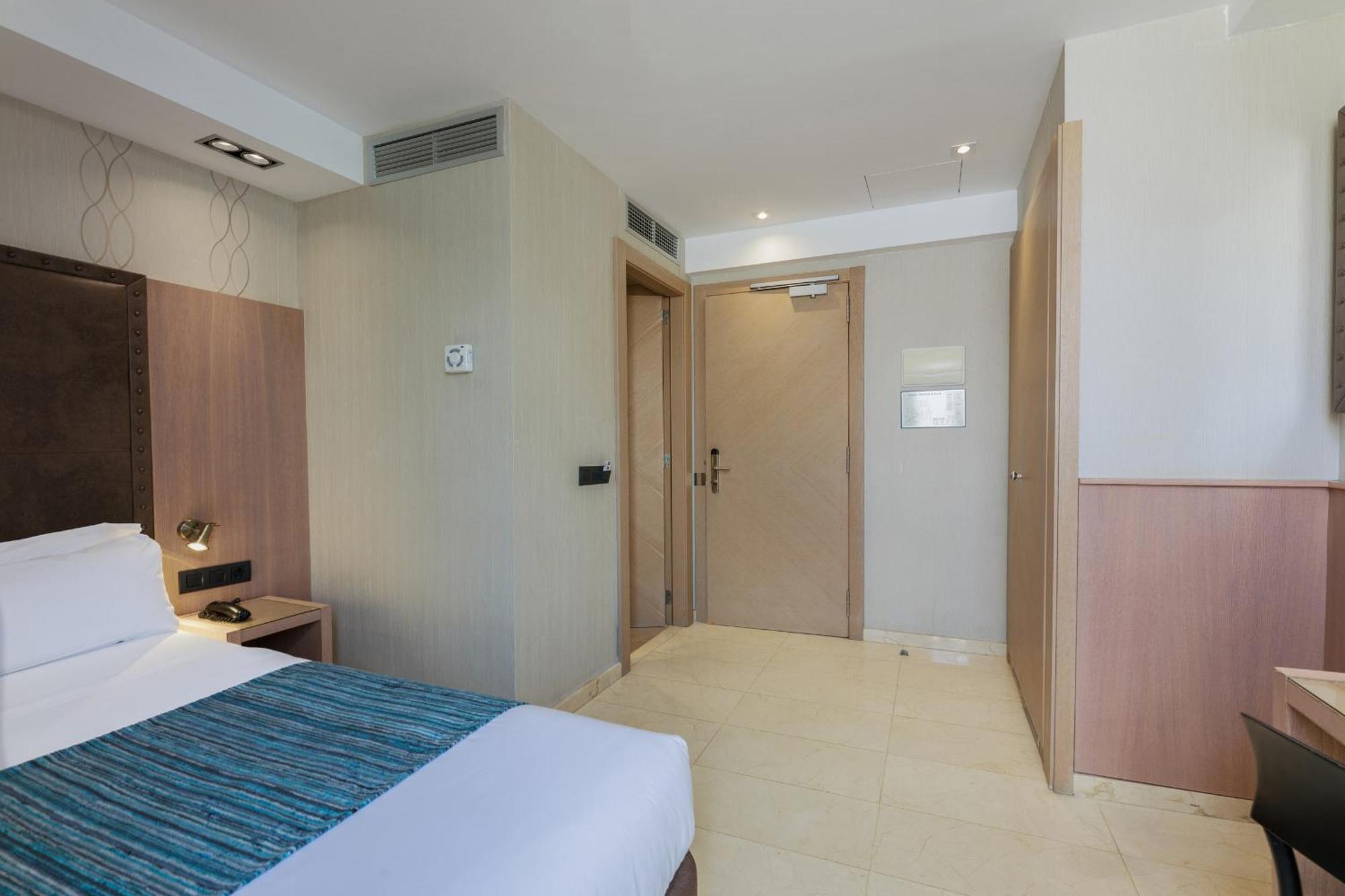 Hotel Gotico Βαρκελώνη Δωμάτιο φωτογραφία