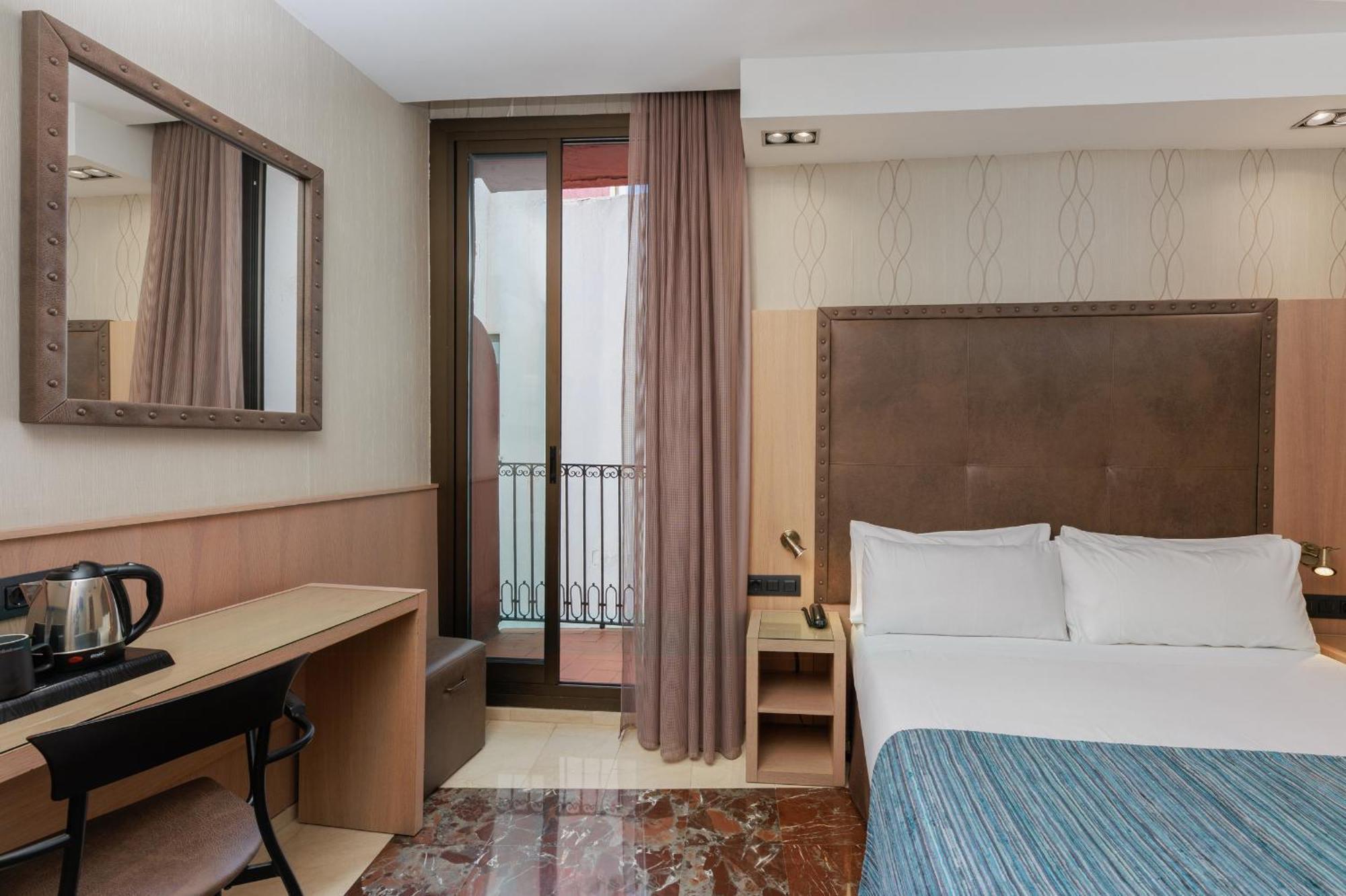 Hotel Gotico Βαρκελώνη Δωμάτιο φωτογραφία