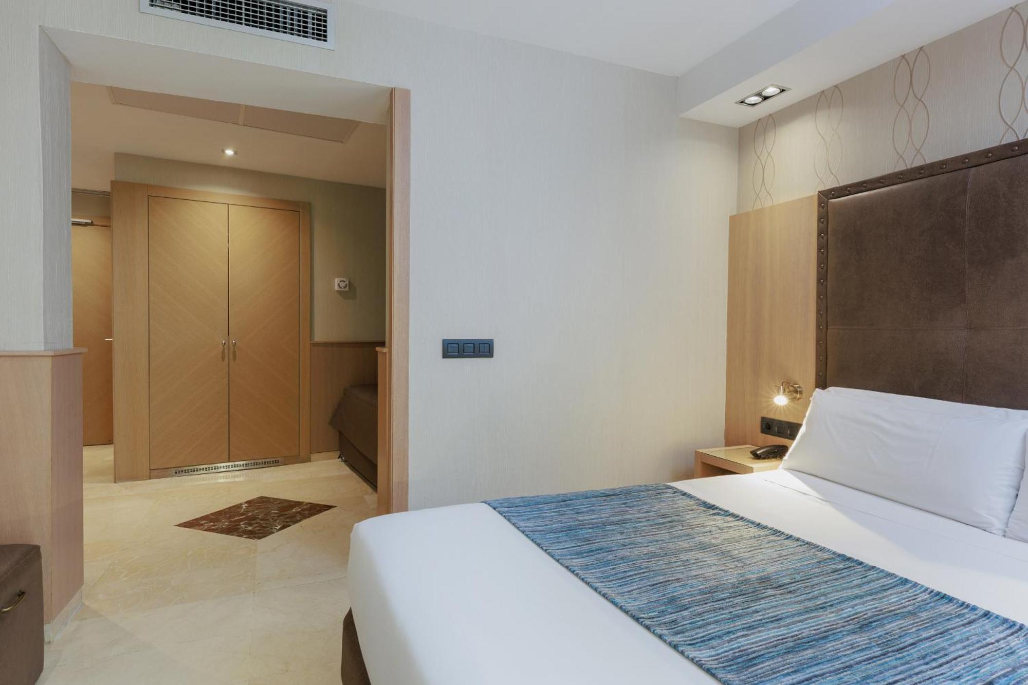 Hotel Gotico Βαρκελώνη Δωμάτιο φωτογραφία